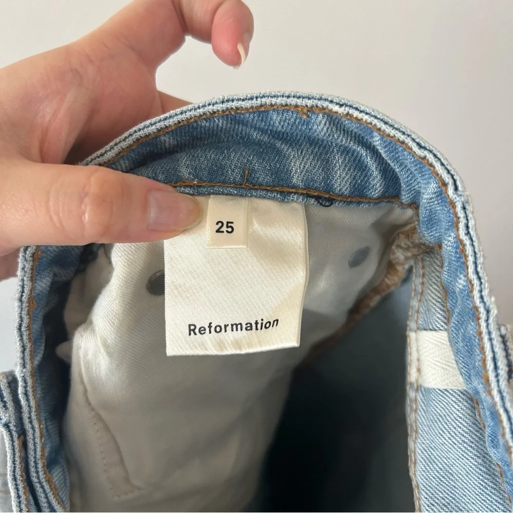 Reformation Distressed Mid Rise Light Blue Shorts NWT Size 25
